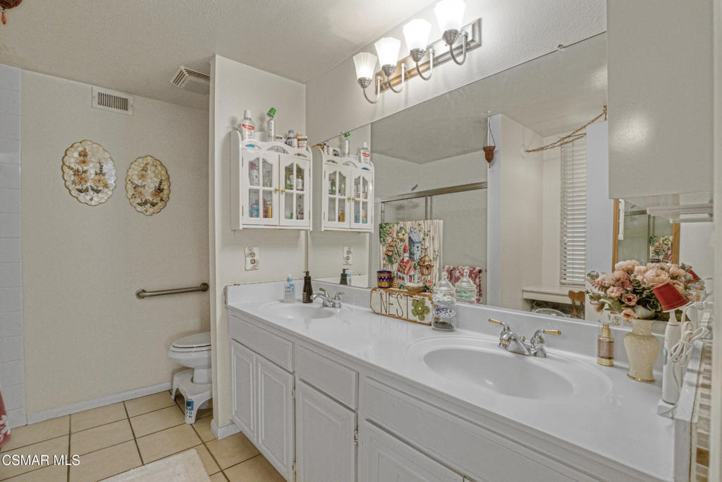 2190 Westshore Lane Property Photo 10