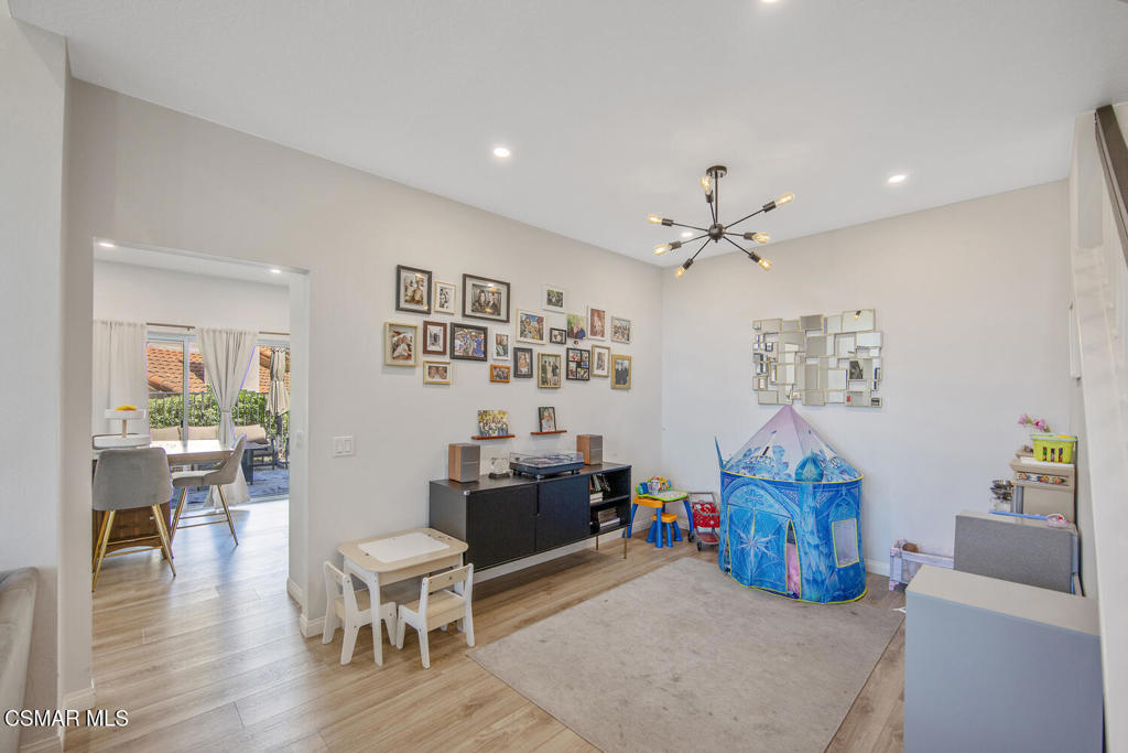 156 Windrose Drive Property Photo 8