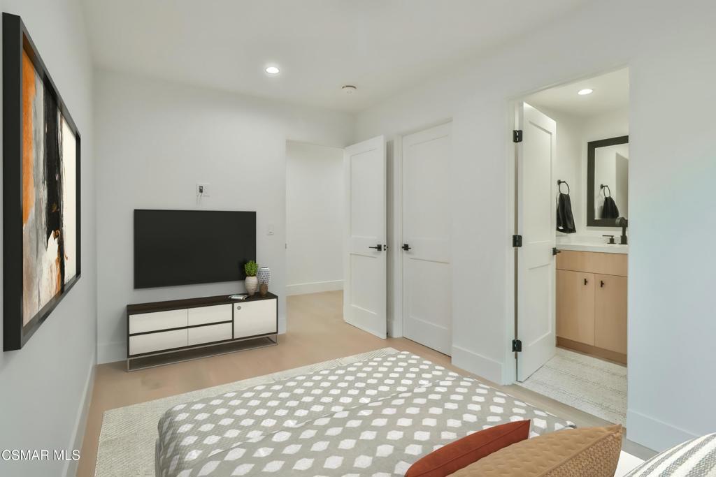 31754 Foxfield Drive Property Photo 25