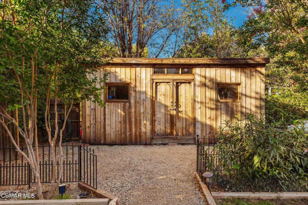 4860 Tapo Canyon Road Property Photo 19