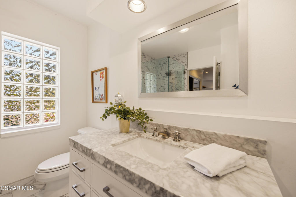 6110 Colodny Drive Property Photo 36