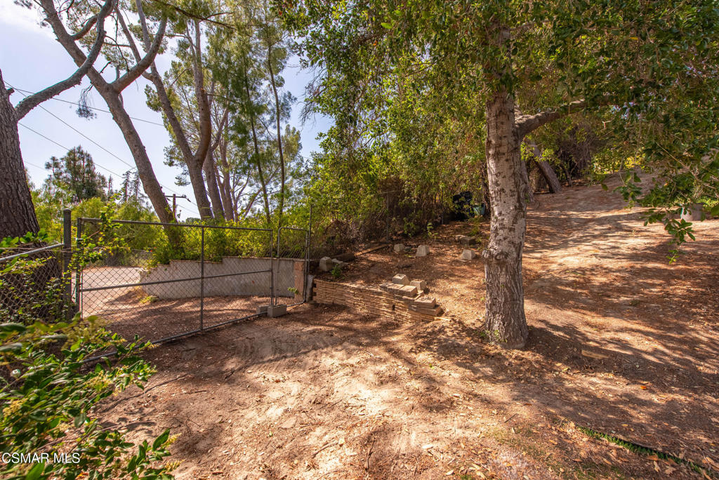 6110 Colodny Drive Property Photo 51