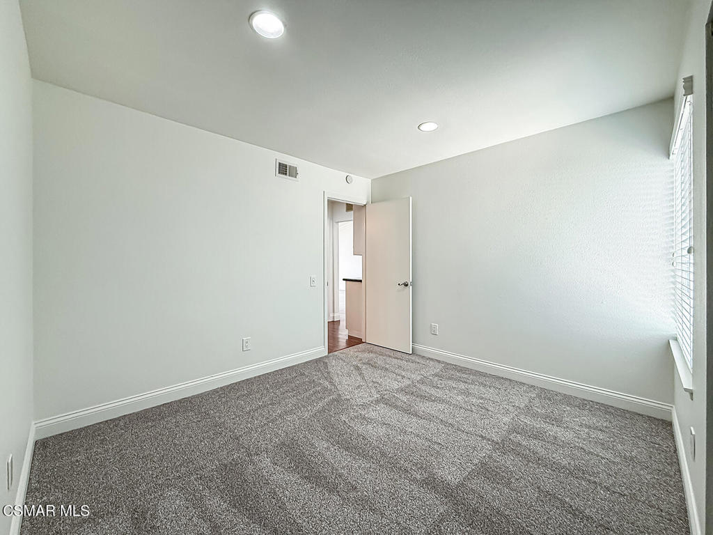 42203 Village 42 Property Photo 16
