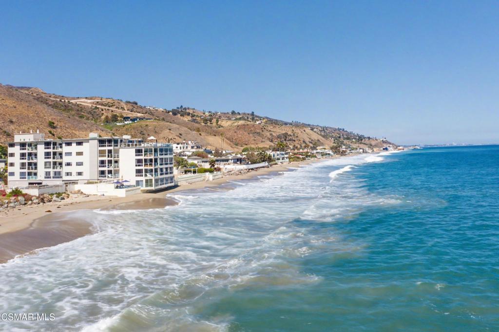 22548 Pacific Coast Highway 407 Property Photo 3