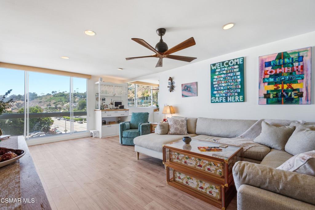 22548 Pacific Coast Highway 407 Property Photo 6