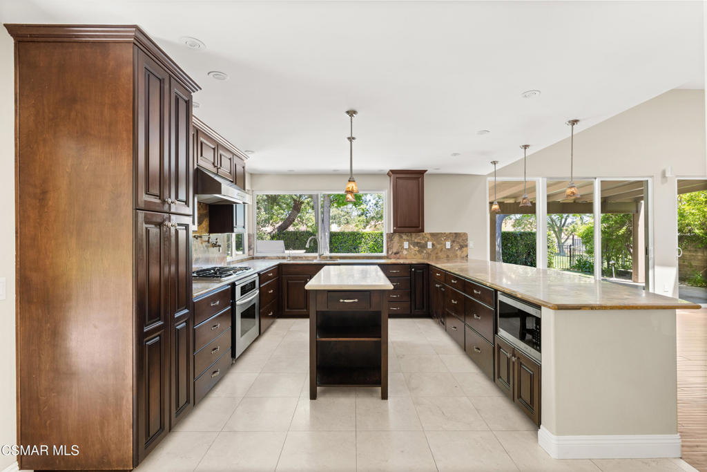 3805 Mainsail Circle Property Photo 13