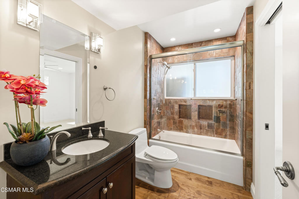 3805 Mainsail Circle Property Photo 16