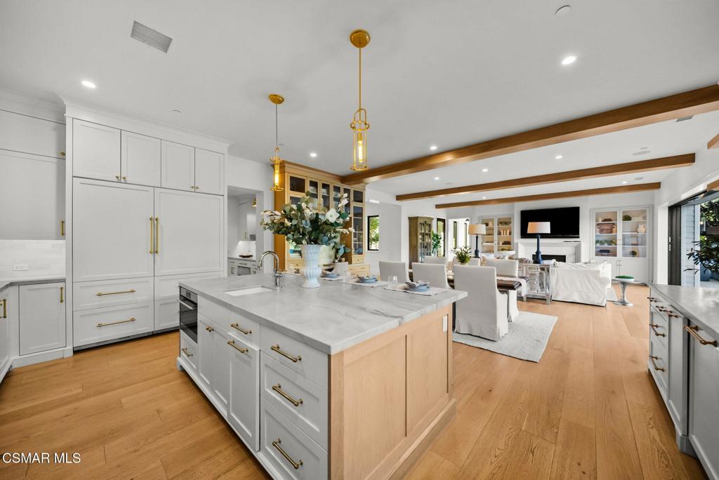 2116 Shadow Creek Drive Property Photo 15