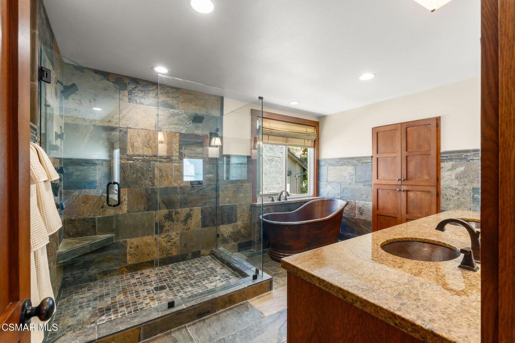 5755 Willowtree Drive Property Photo 28