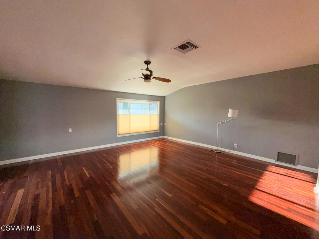 8625 Delmonico Avenue Property Photo 23