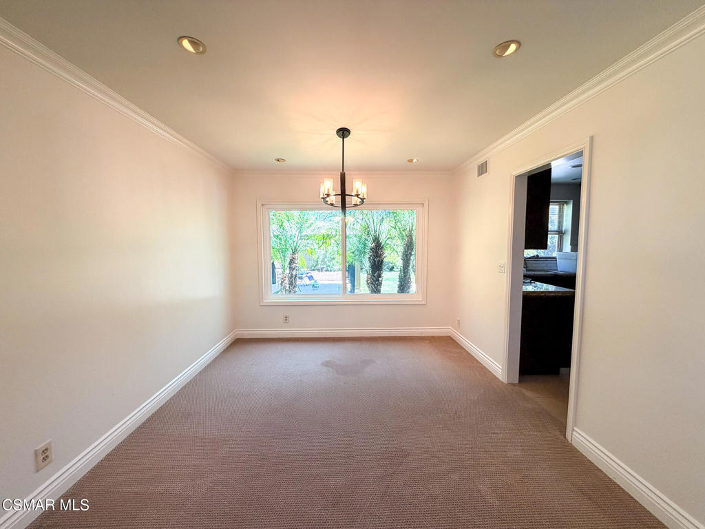 2344 Highgate Road Property Photo 10