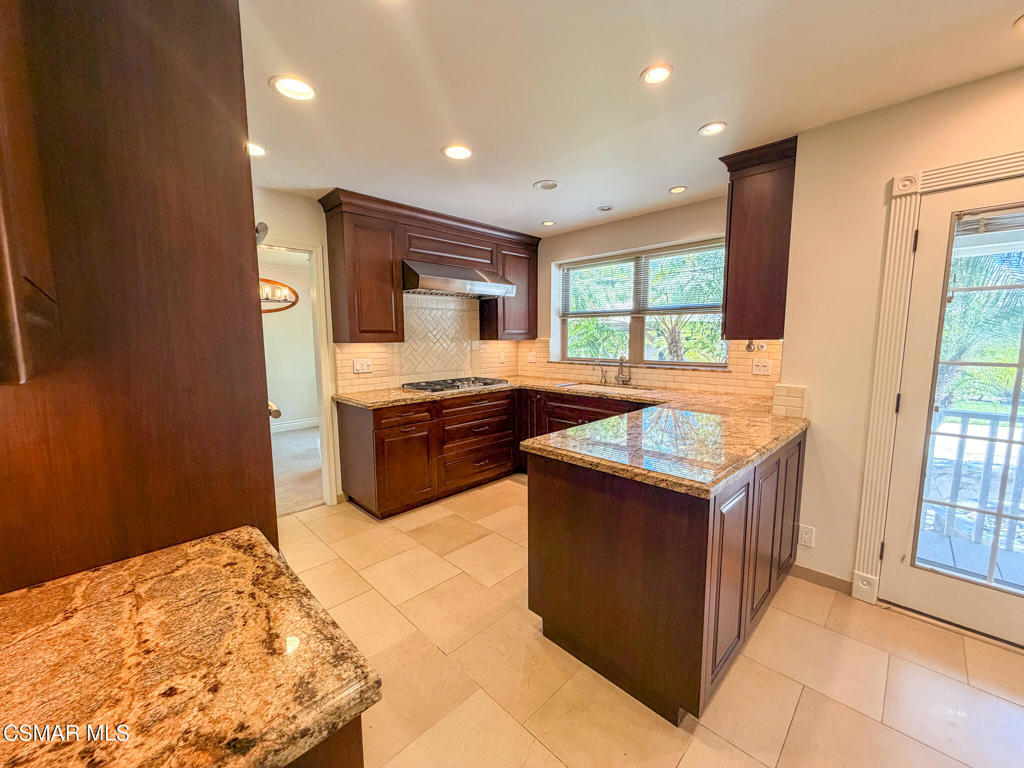 2344 Highgate Road Property Photo 15
