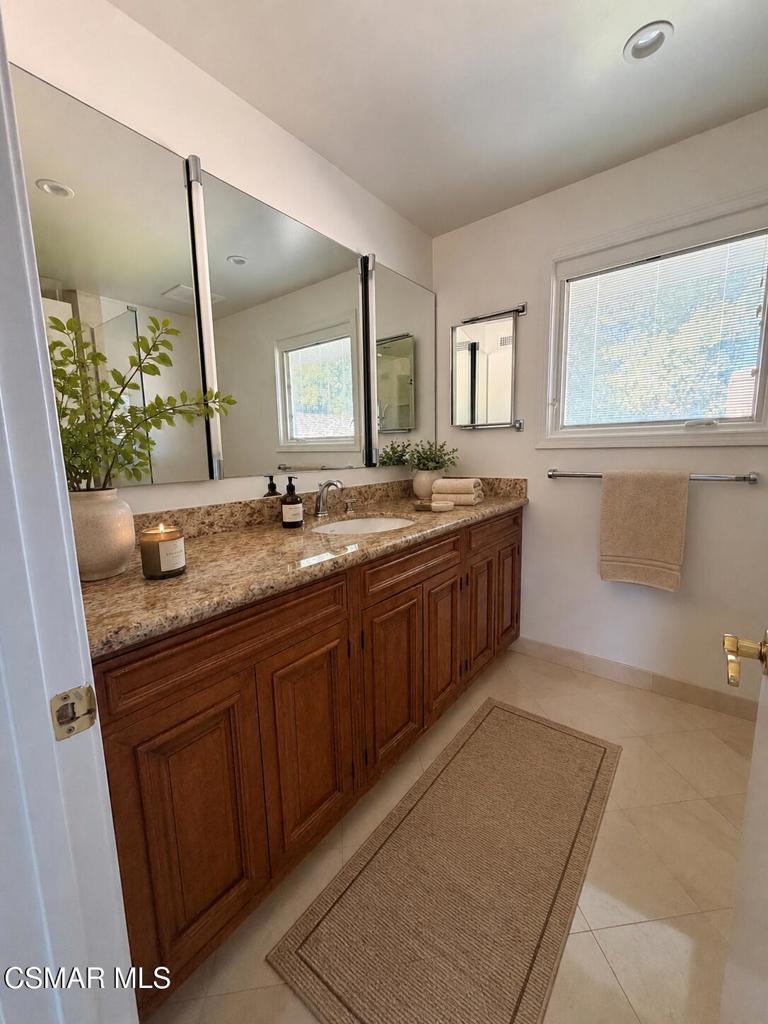 2344 Highgate Road Property Photo 23