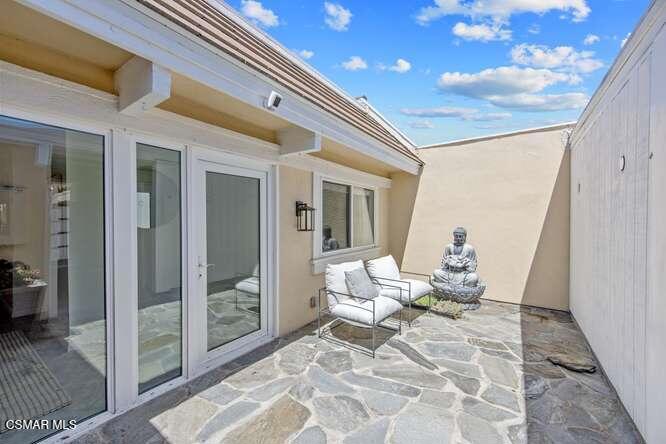 32040 Waterside Lane Property Photo 4