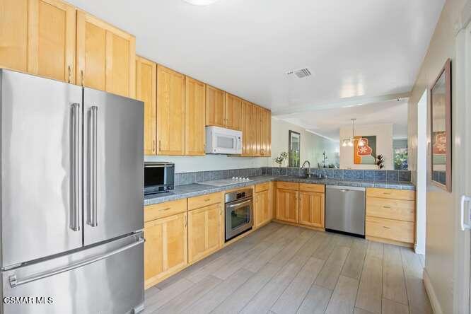 32040 Waterside Lane Property Photo 12