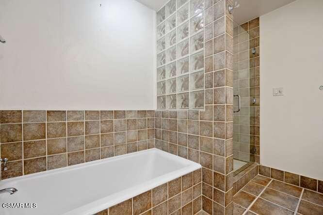 32040 Waterside Lane Property Photo 21