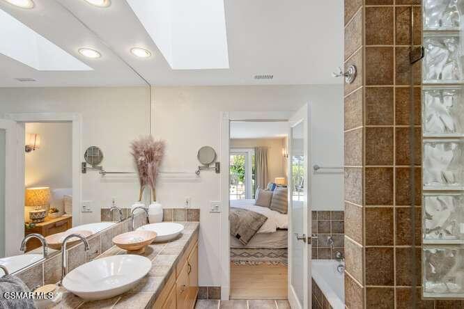 32040 Waterside Lane Property Photo 23