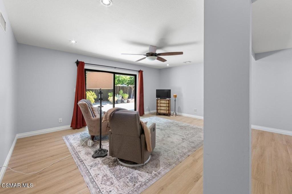 2921 Royal Avenue Property Photo 4
