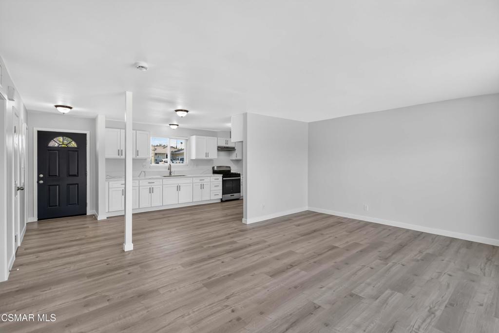 1182 Graham Street Property Photo 11
