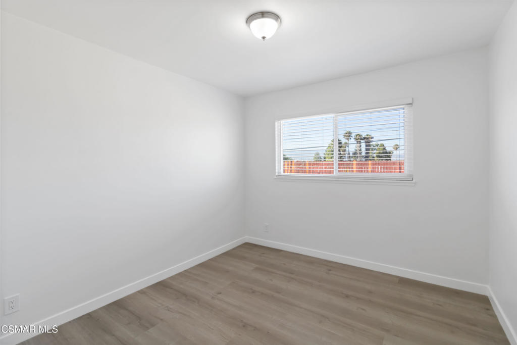 1182 Graham Street Property Photo 14
