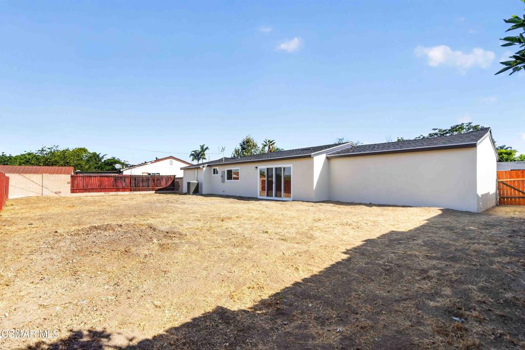 1182 Graham Street Property Photo 23