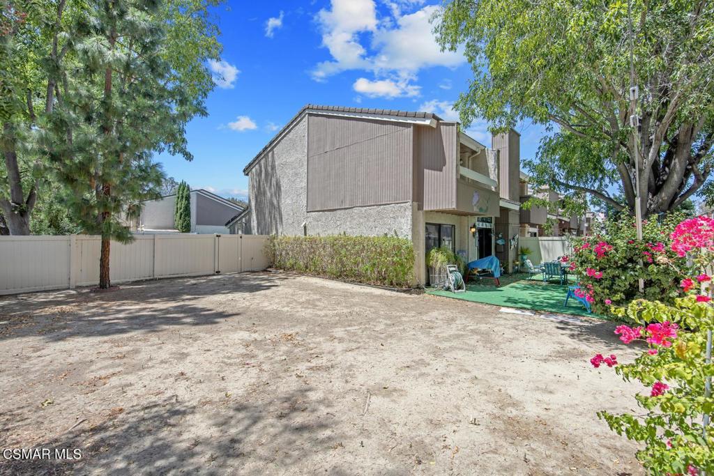 474 Artisan Road 19 Property Photo 1