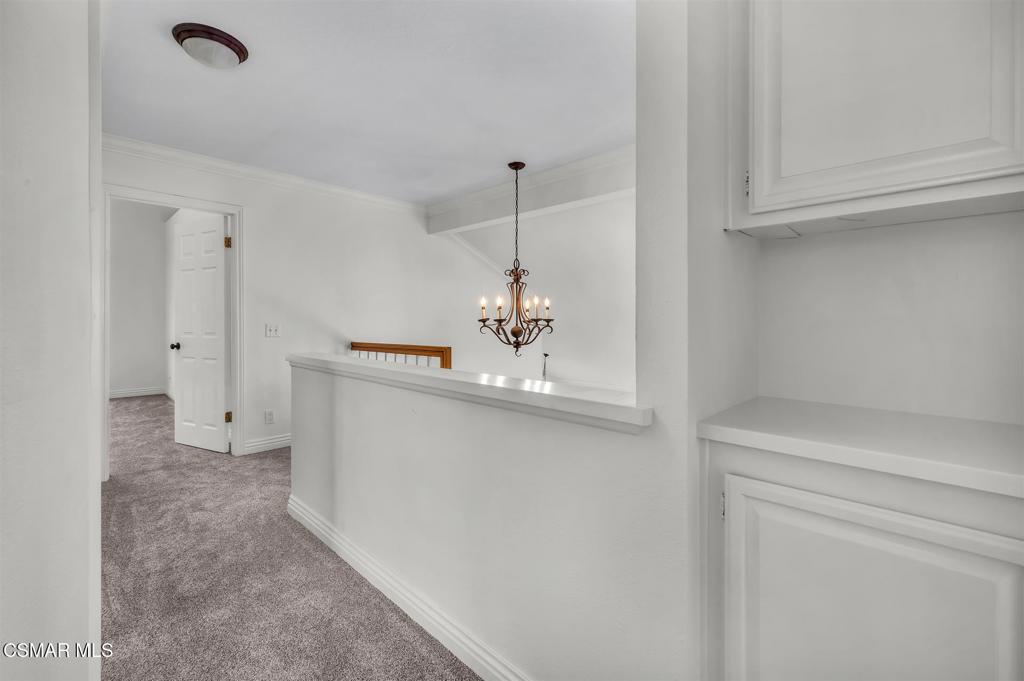 2594 Ridgebrook Place Property Photo 14