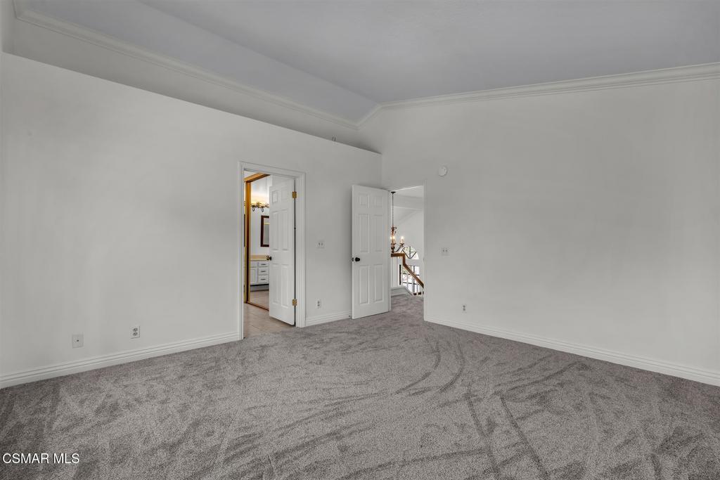2594 Ridgebrook Place Property Photo 17