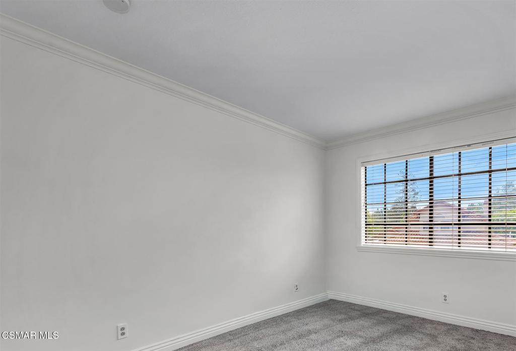 2594 Ridgebrook Place Property Photo 24