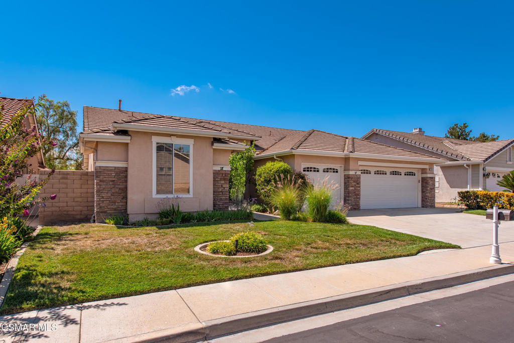 141 Giant Oak Avenue Property Photo