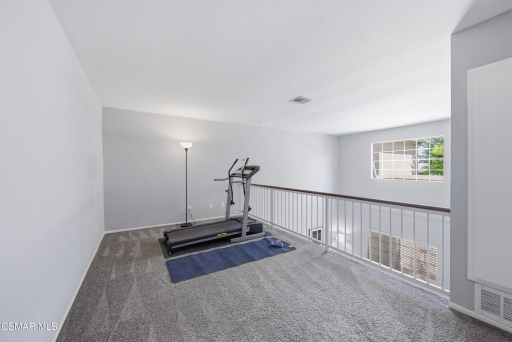 1245 Fitzgerald Road E Property Photo 16