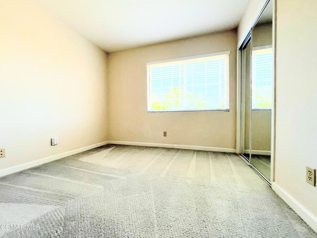 893 Lindawood Street Property Photo 21