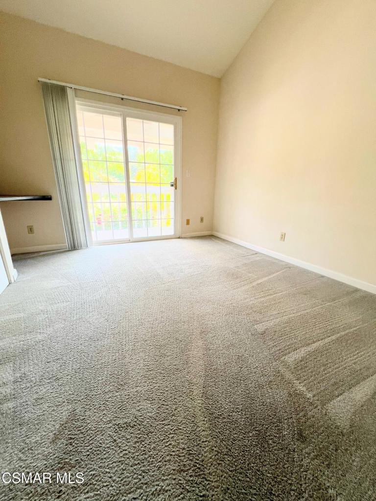 893 Lindawood Street Property Photo 23