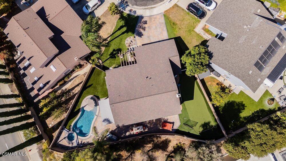 5301 Cedarhaven Drive Property Photo 8