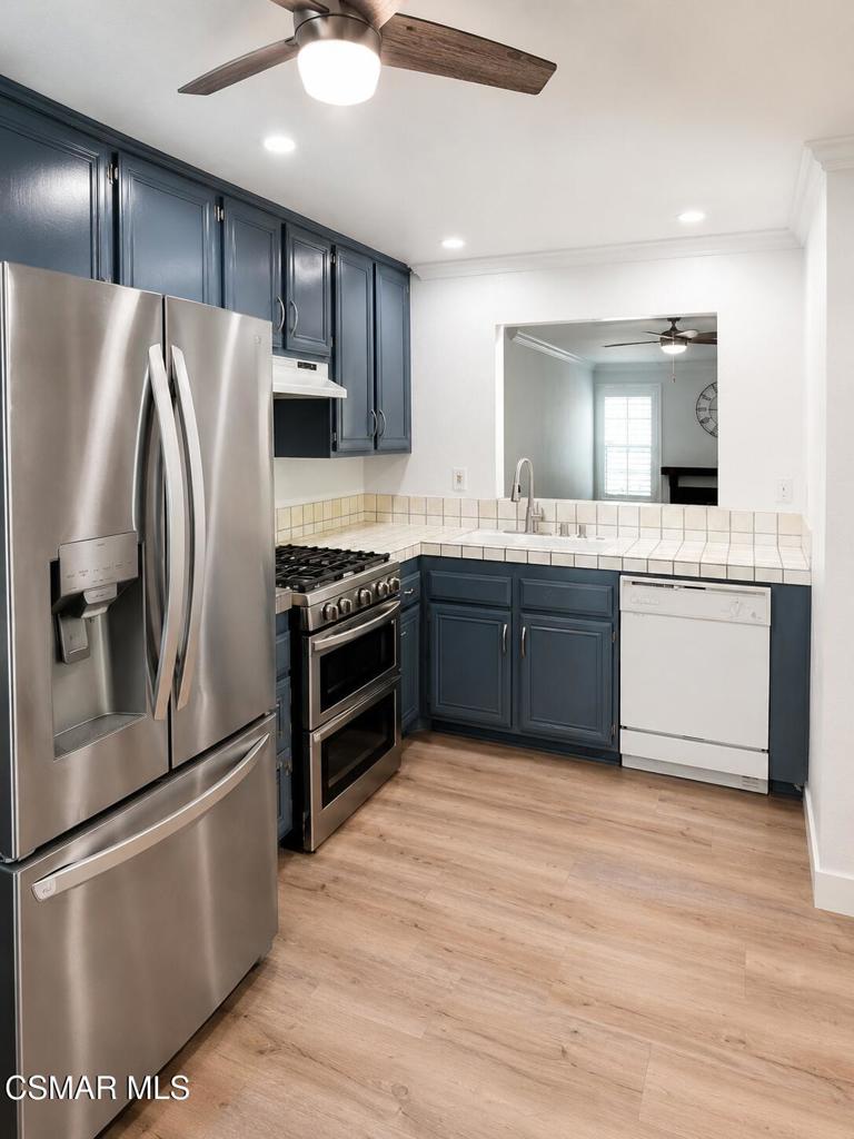 607 Island View Circle Property Photo 11