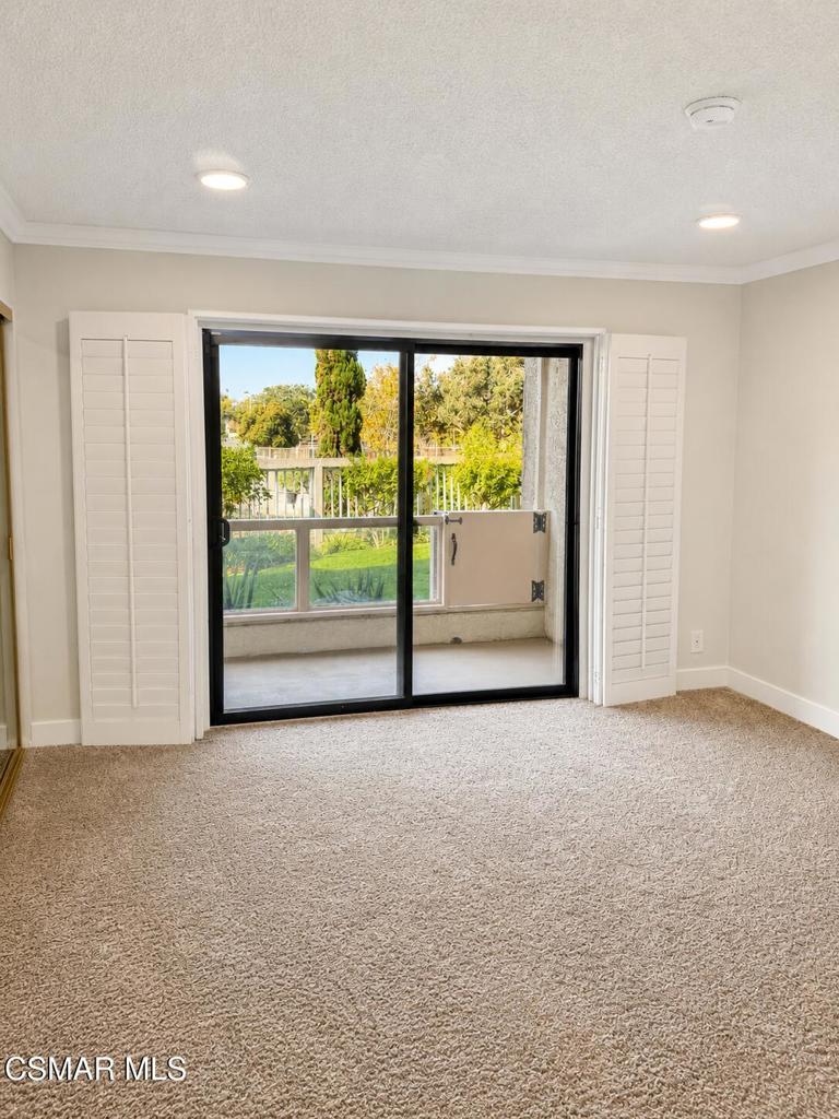 607 Island View Circle Property Photo 23