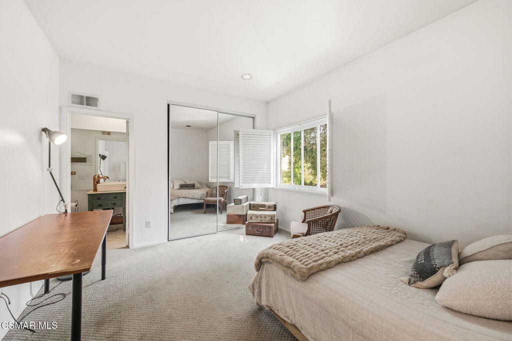 5536 Easterly Road Property Photo 30