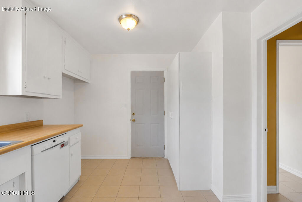 1735 Spence Street Property Photo 11