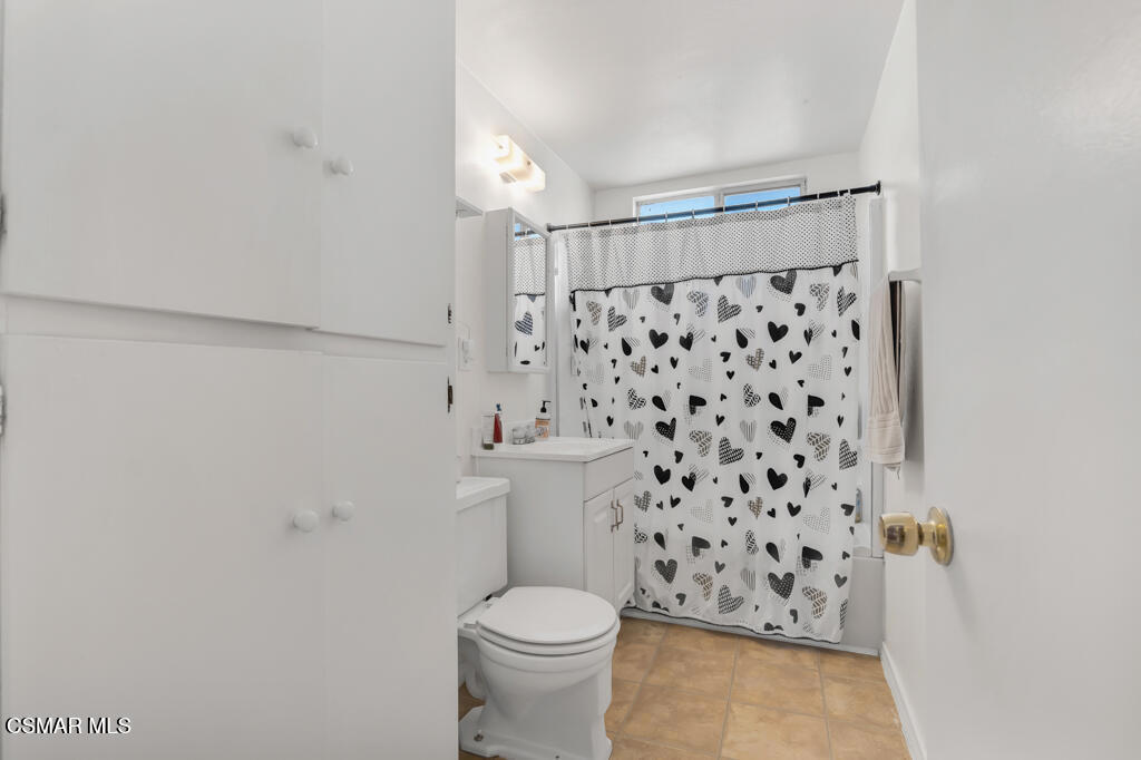 1735 Spence Street Property Photo 20