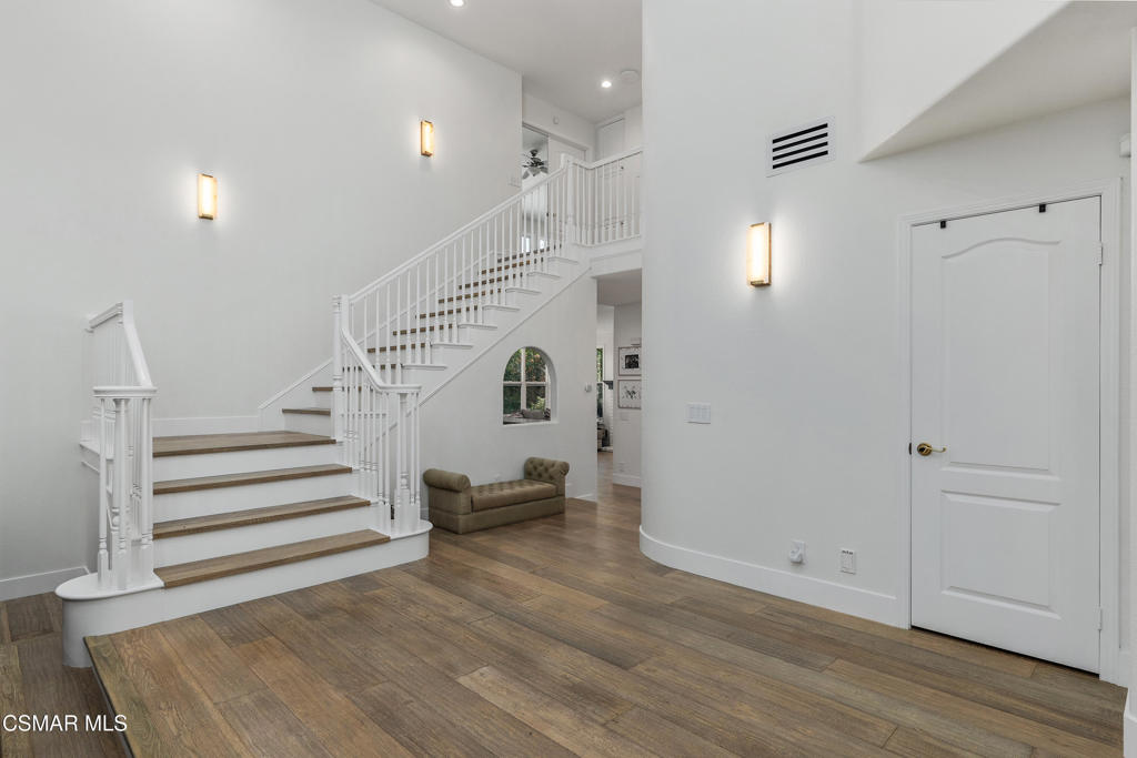 1660 Cross Bridge Place Property Photo 9