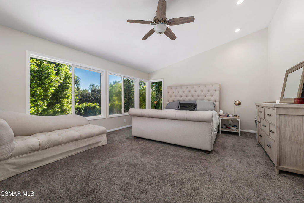 1660 Cross Bridge Place Property Photo 26