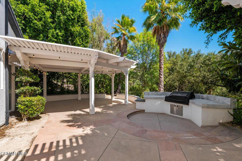 1660 Cross Bridge Place Property Photo 34
