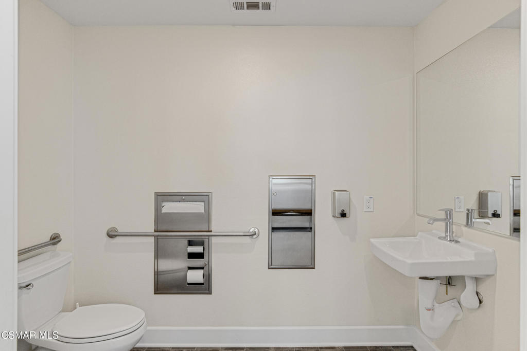 3002 Tallahassee Lane Property Photo 15