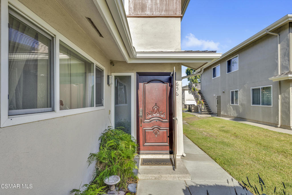656 Paseo La Perla Property Photo 3