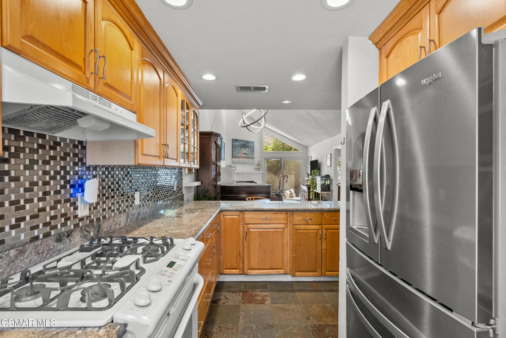 6408 Katherine Road D Property Photo 11