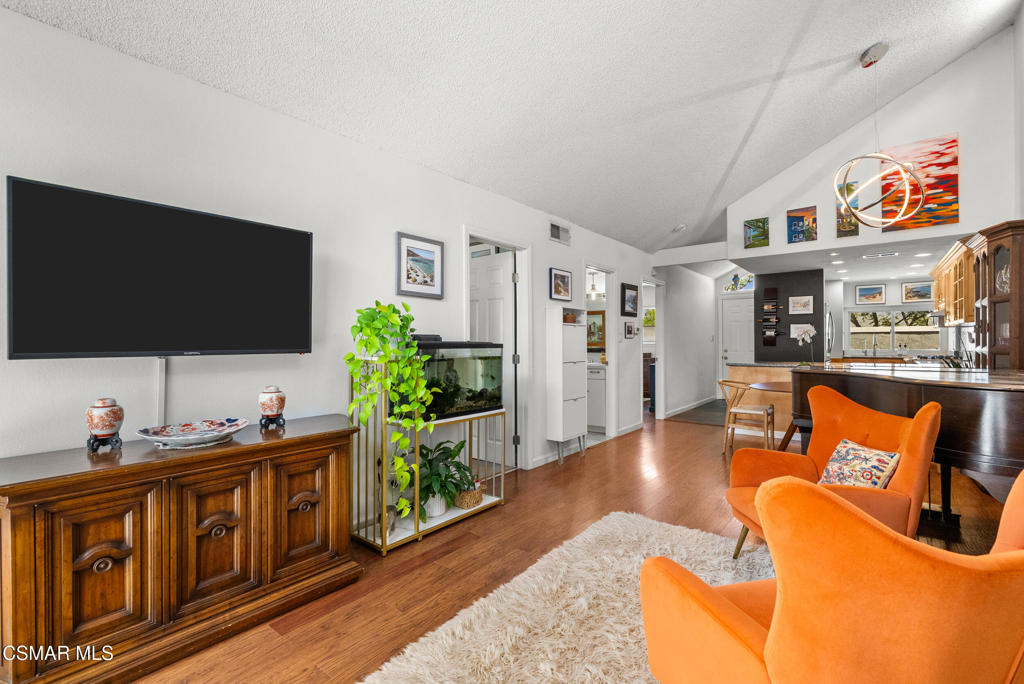 6408 Katherine Road D Property Photo 15
