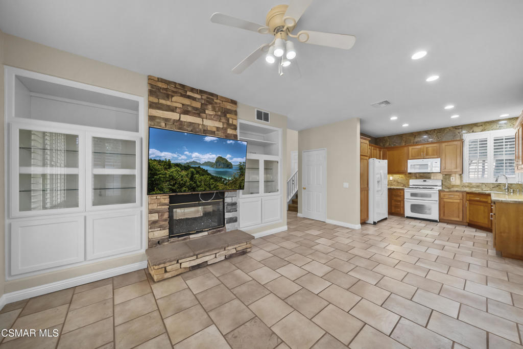 2503 Via Mantilla Property Photo 10