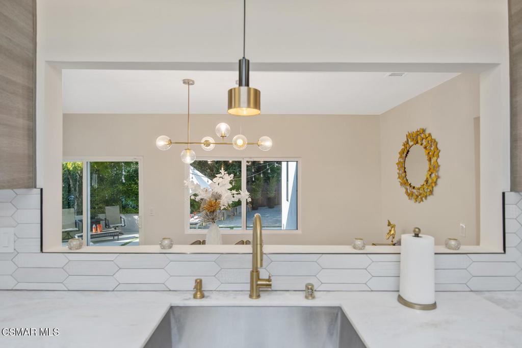 4430 Natoma Avenue Property Photo 21