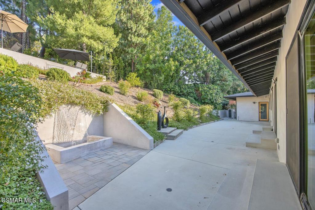4430 Natoma Avenue Property Photo 29