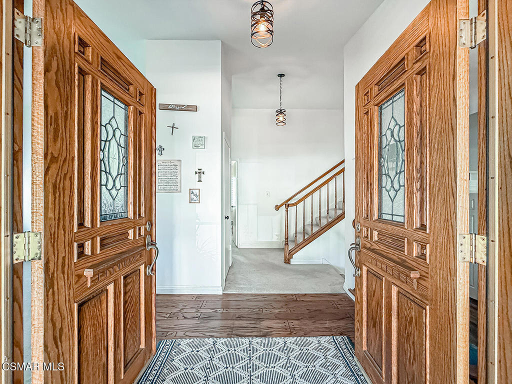 393 Larcom Street Property Photo 5